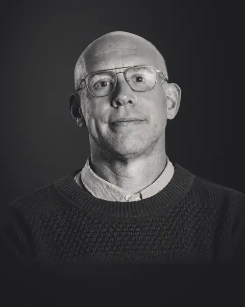 Portrait of Dan Wick.